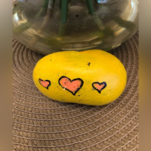 BUTTERFLY TOUCH OF SPRING HAND PAINTED ROCK - Picture 4 of 7